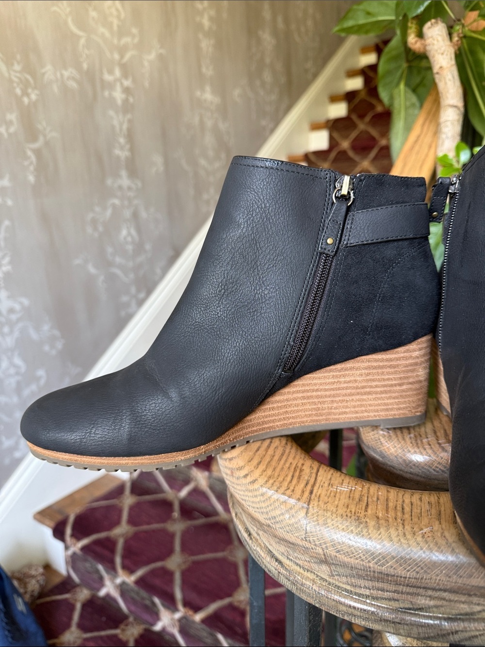 DR. SCHOLLS slip on ankle boot size 11 excellent condition - Picture 6 of 10